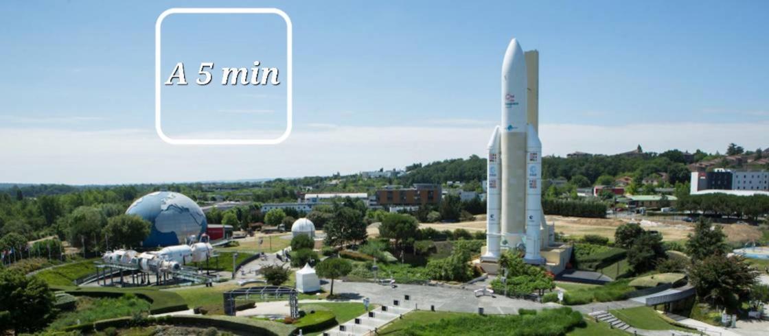 Bel Contemporain Proche Des Commodites *